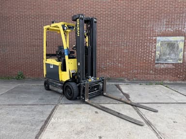 Carretilla elevadora eléctrica Hyster E2.5XN MWB de 2014 con 19136 horas