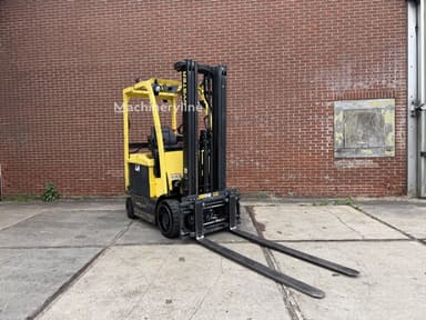 Montacargas eléctrico Hyster E2.5XN MWB de 2013 con 20405 horas