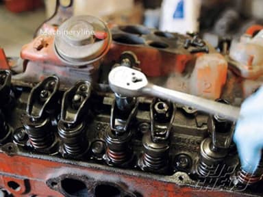 Reparación de motores para maquinaria de construcción en Rumania