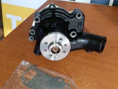 Bomba hidráulica Doosan para excavadora disponible en España