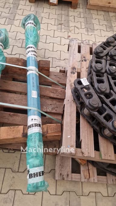 Mäntätanko Liebherr R321, R902, R904, R914, R918 moottoreihin