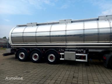 Semirremolque cisterna LAG 2008 con capacidad de 31,400 kg