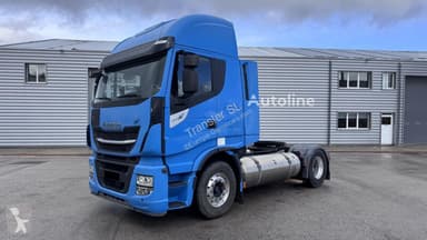 IVECO AS440ST/PLNG vetotraktori vuodelta 2018, vähäisellä ajomäärällä