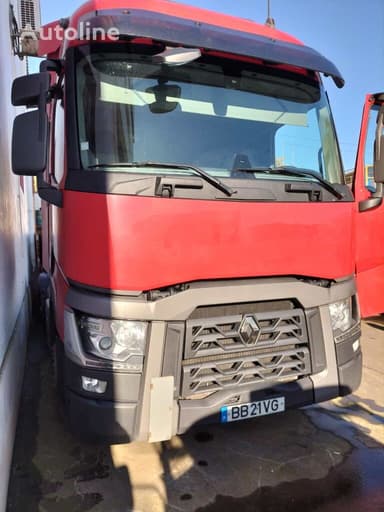 Tractor Renault T520 Retarder de 2017 con 652000 km