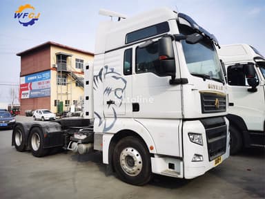 Sitrak CNG -kuorma-auton vetoauto Taian Shissa, Kiinassa