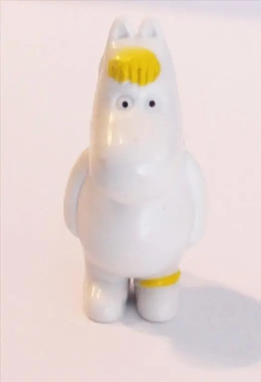 Mini Snorkmaiden figure from Moomin series