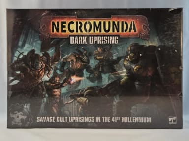 Dark Uprising -aloituspakkaus Corpse Grinderilla ja Palanitella Necromundaan