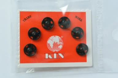 6 kpl mustia 8 mm painonappeja