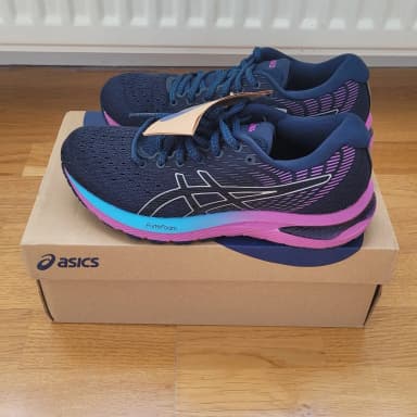 Zapatillas de correr ASICS Gel-Cumulus 22 nuevas para mujer talla 36