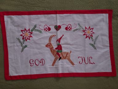 Vintagetyylinen käsin kirjailtu puuvillainen seinävaate 50-/60-luvulta
