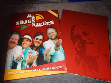 Caja de 3 discos de Nöjesmassakern con Sven Melander
