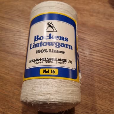 Unbenutztes halbes gebleichtes Bockens Lintowgarn Nel 16, 100% Leinen