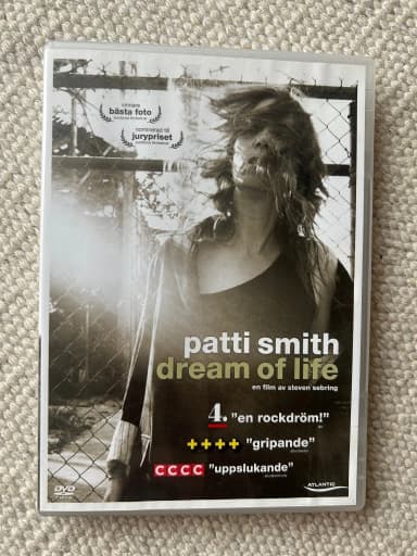 Patti Smith Dream of Life DVD mit preisgekröntem Dokumentarfilm