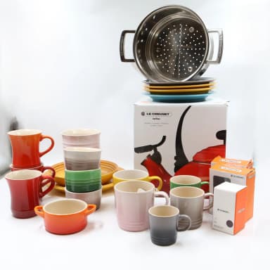 Set of 24 Le Creuset stoneware items