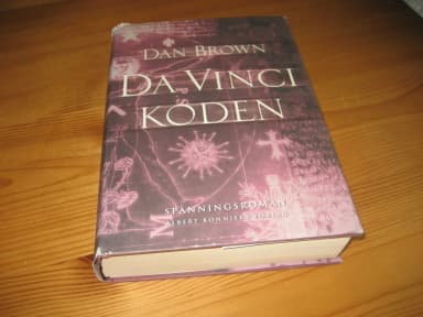 Dan Brownin Da Vinci -koodi 2003 kovakantinen
