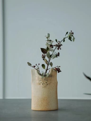 Vase von Lisa L. Sweden bei Auktion