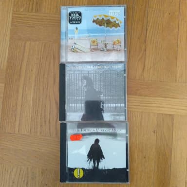 Neil Young CD-Sammlung mit On The Beach und Harvest Moon