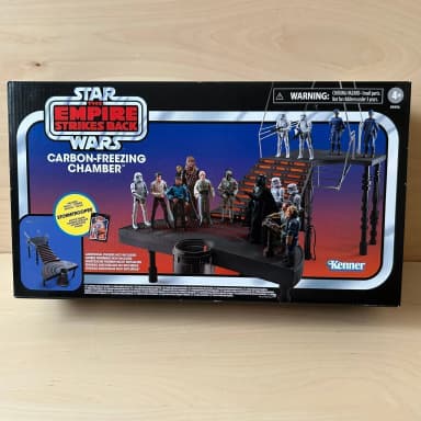 Star Wars Carbon-Freezing Chamber playset with Stormtrooper VC 171