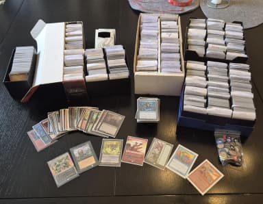 Laaja Magic: The Gathering -korttikokoelma, yli 8000 korttia