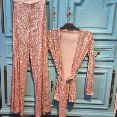 Gina Tricot Set mit Paillettenhose und passendem Blazer