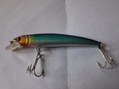 Señuelo wobbler azul y plata 6 g 8 cm