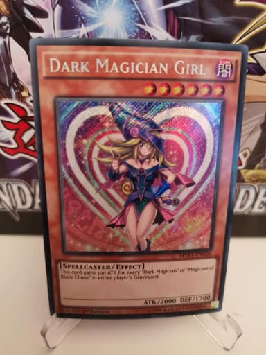 Yu-Gi-Oh Dark Magician Girl keräilykortti myynnissä