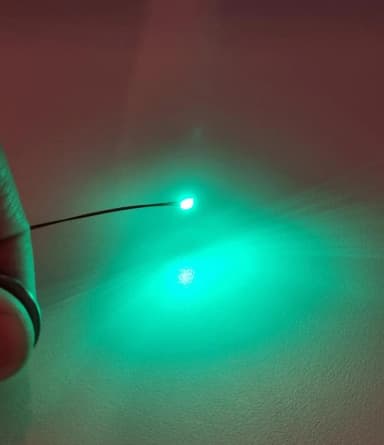 Green LED light wire for dollhouses and model setups