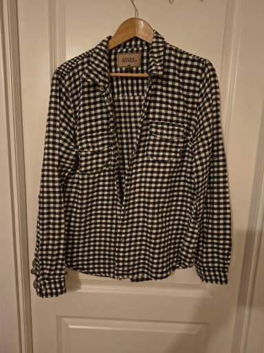 Diverse Originals black and white shirt size XL