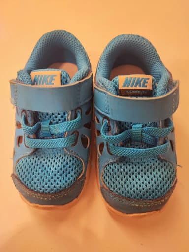 Nike Fusion Run 2 sneakers in blue size 21