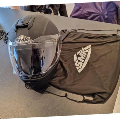 Casco integral SMK XL para moto en estado como nuevo