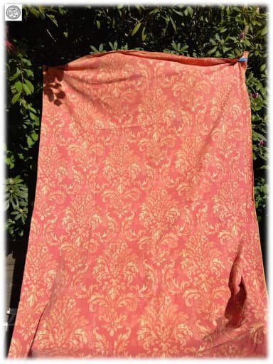 Retro Vintage Bettlaken mit orange-rotem Blattmotiv