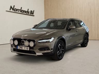 Volvo V90 Cross Country B4 AWD Geartronic 2022 con 197 hp