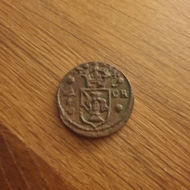 Quarter Öre coin from 1635 available
