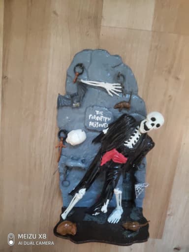 1966 Aurora The Forgotten Prisoner diorama