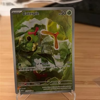 Carta Pokémon Caterpie 172/165 en subasta
