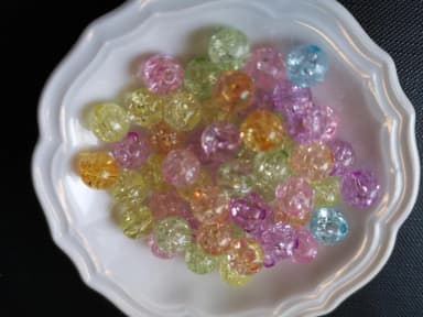50 pastel 8 mm crackled beads available