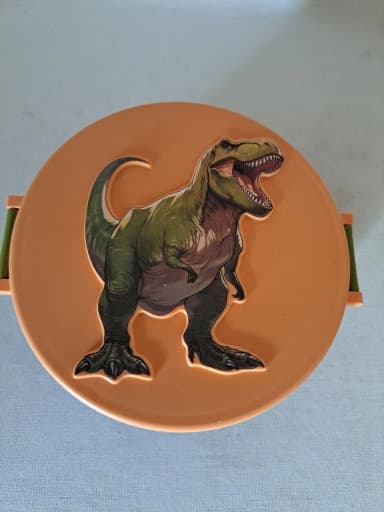 T-Rex snack box with 650 ml capacity and 13 cm diameter