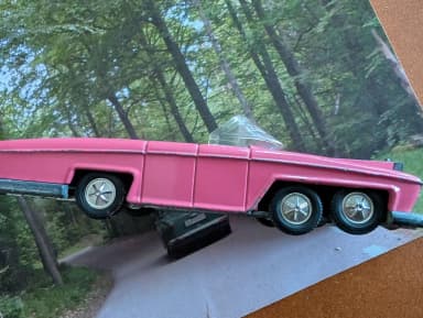 Dinky Toys pink Thunderbird film car auction