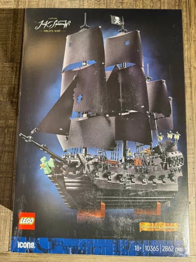 LEGO 10365 Captain Jack Sparrow's Pirate Ship unopened set