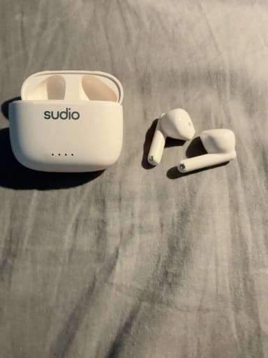 Sudio A1 weiße True Wireless Bluetooth-Kopfhörer in gutem Zustand