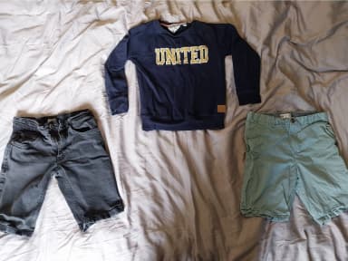 H&M shortsit ja paita koko 140 lapsille