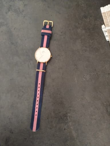 Daniel Wellington watch with pink and blue NATO strap