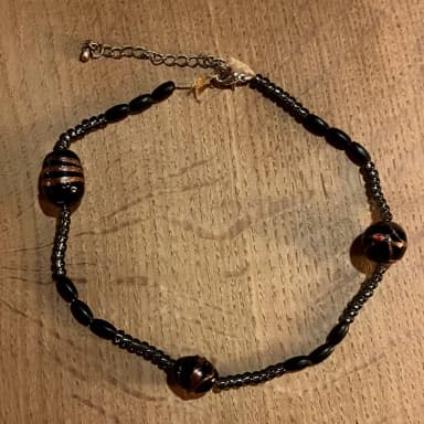 choker necklace for auction ending in October 2026