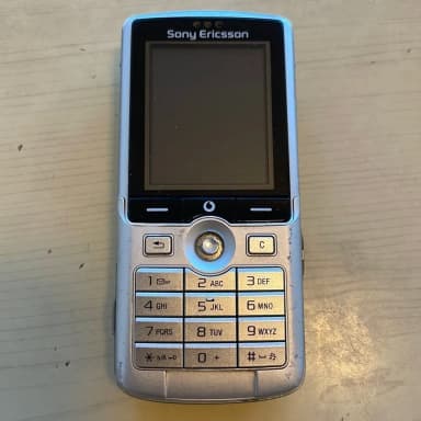 Sony Ericsson K750i Mobiltelefon zu verkaufen