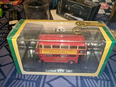 Uusi Leyland RTW 1957 London Transport linja-automatallenne kirja-atlas
