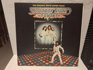 Saturday Night Fever 2LP Bee Gees ja John Travolta erinomaisessa kunnossa