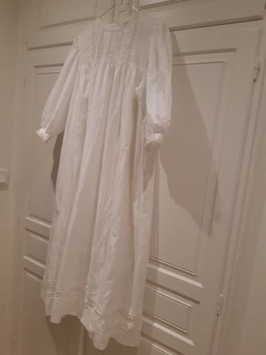 Skall Studio weißes Kleid aus Bio-Baumwolle Größe 36