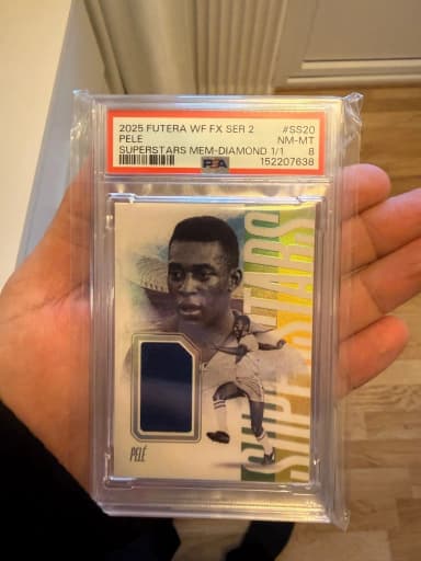 Pelé 1/1 PSA 8 Futera 2025 Superstars Diamond memorabilia