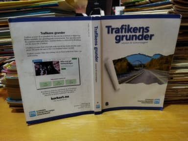 Traffic basics textbooks for learner drivers